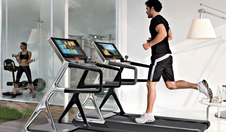 Manfaat-Olahraga-Menggunakan-Treadmill-Setiap-Hari-768x450